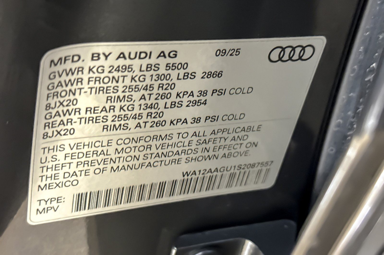 Used 2025 Audi Q5 Premium Plus w/ Premium Plus AWD/4WD image 27