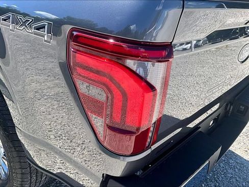 Used 2025 Ford F150 Lariat w/ Equipment Group 502A High AWD/4WD image 28