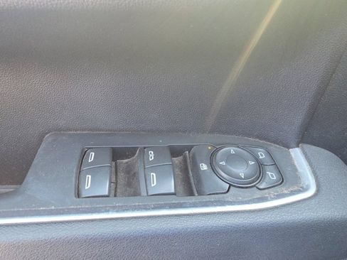 Used 2026 Chevrolet Silverado 1500 LT AWD/4WD image 10