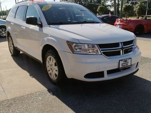 Used 2018 Dodge Journey SE FWD image 5