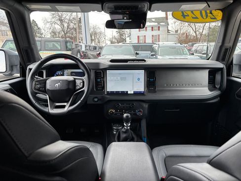 Used 2024 Ford Bronco Black Diamond image 18