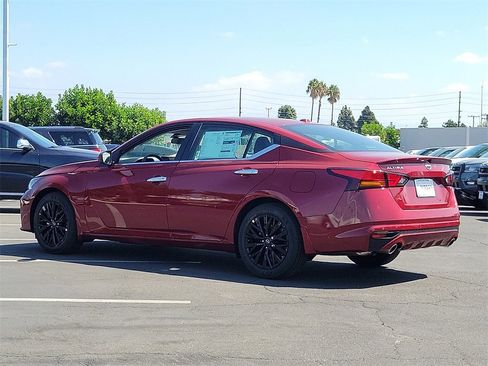 New 2025 Nissan Altima 2.5 SV w/ SV Special Edition Package image 2