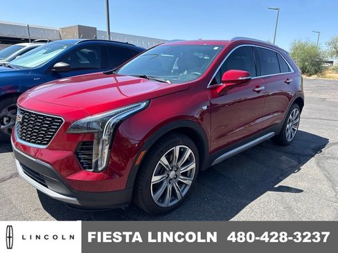 Used 2023 Cadillac XT4 Premium Luxury FWD image 1