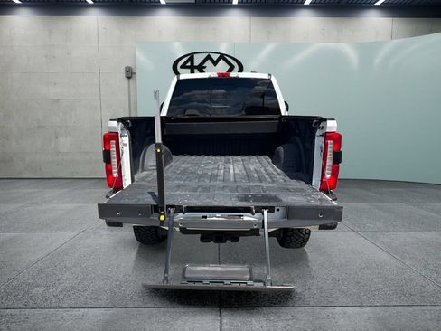 Used 2023 Ford F250 King Ranch w/ Chrome Package AWD/4WD image 4