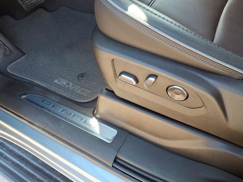 Certified 2025 GMC Sierra 2500 Denali w/ Denali Reserve Package image 6