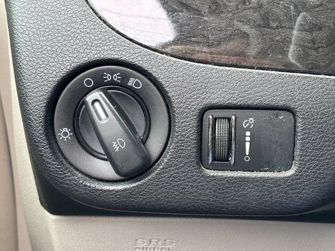 Used 2012 Dodge Grand Caravan Crew FWD image 26