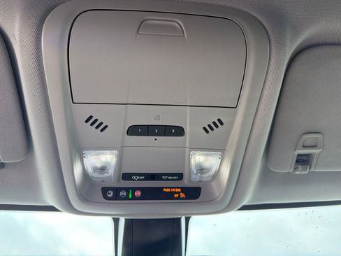 Used 2023 Chevrolet Blazer LT w/ Convenience Package FWD image 21