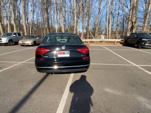 Used 2016 Volkswagen Passat 1.8T S image 14