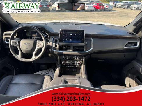 Used 2022 Chevrolet Tahoe Z71 w/ Luxury Package AWD/4WD image 14