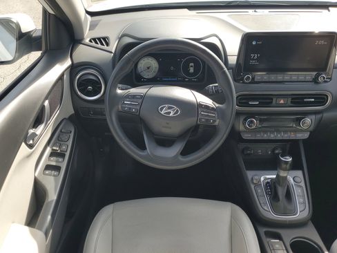 Used 2022 Hyundai Kona Limited image 16