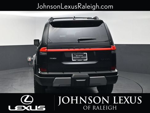 New 2026 Lexus GX 550 AWD/4WD image 8