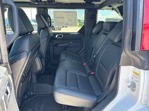 New 2026 Ford Bronco Badlands AWD/4WD image 23