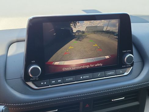 Certified 2026 Nissan Rogue SV FWD image 23