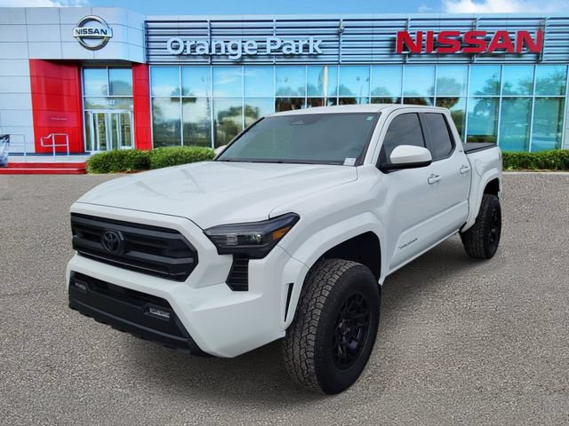 Used 2024 Toyota Tacoma SR5 RWD image 4
