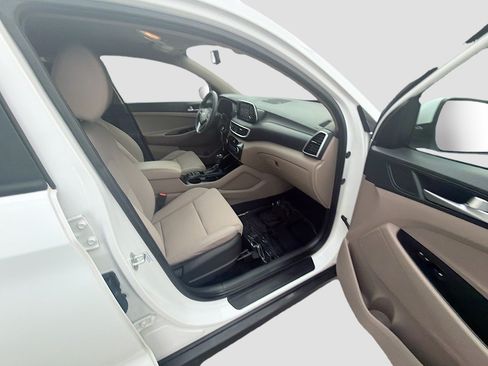 Used 2021 Hyundai Tucson SE FWD image 28