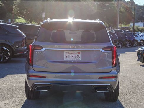 Used 2025 Cadillac XT6 Luxury image 5