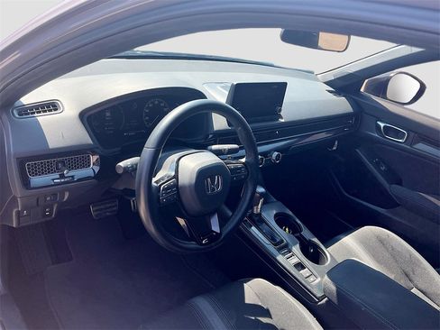 Used 2025 Honda Civic Sport image 9