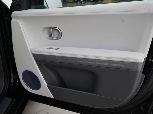 Used 2023 Hyundai Ioniq 5 SEL w/ Cargo Package image 11