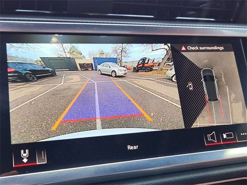 Used 2025 Audi Q3 2.0T Premium Plus w/ Premium Plus Package image 19