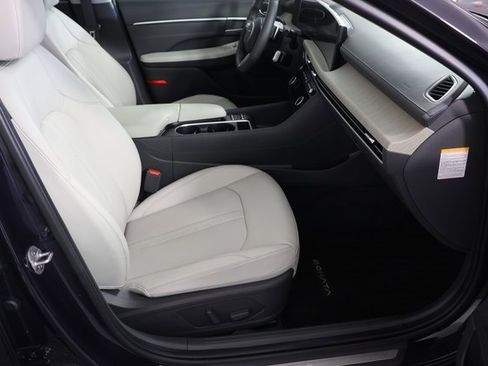 Certified 2024 Hyundai Sonata Limited image 24