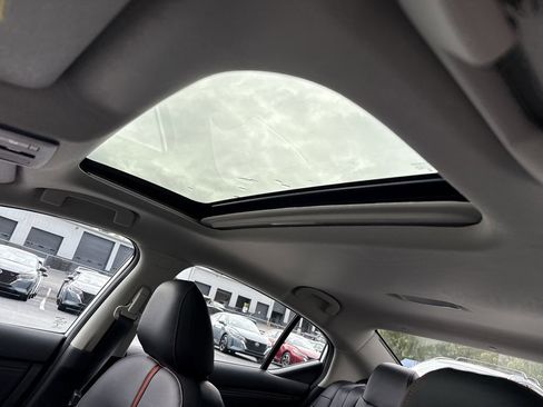 New 2025 Nissan Sentra SR w/ SR Premium Package FWD image 10