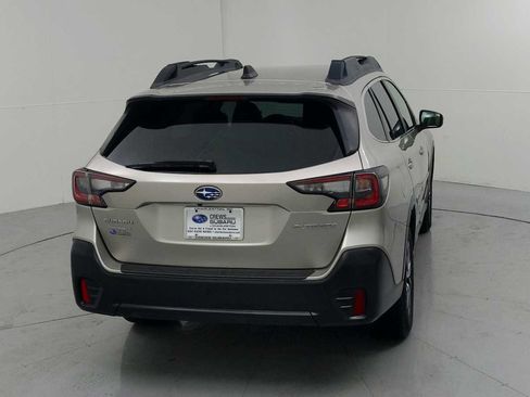 Used 2020 Subaru Outback Premium w/ Popular Package #1 AWD/4WD image 9