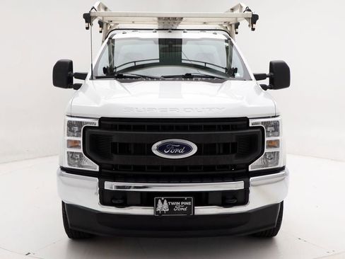 Used 2021 Ford F250 XL w/ Power Equipment Group image 4