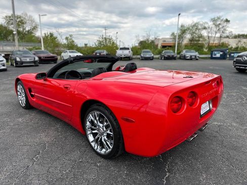 Used 1999 Chevrolet Corvette Convertible w/ Memory Pkg RWD image 13