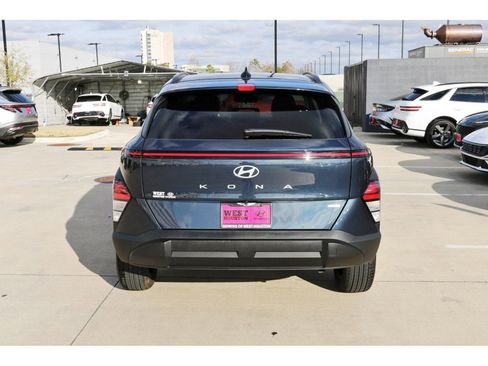 Certified 2025 Hyundai Kona SEL image 8