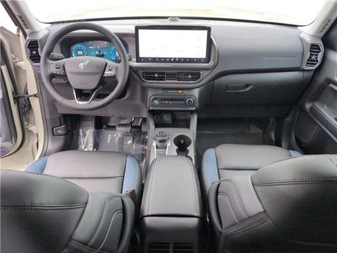 New 2025 Ford Bronco Sport Outer Banks w/ Sasquatch Outer Banks Package image 17