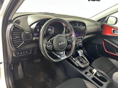 Used 2023 Kia Soul GT-Line w/ GT-Line Technology Package image 13