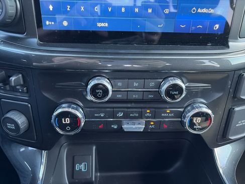 Used 2021 Ford F150 XLT w/ Equipment Group 302A High RWD image 18