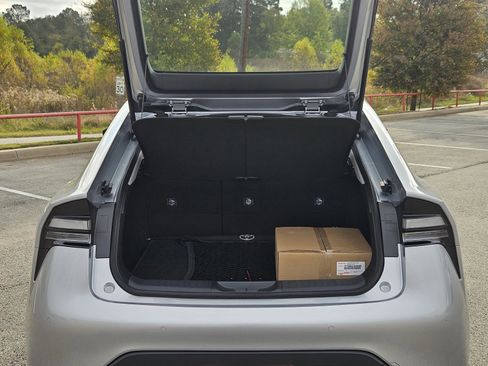 New 2026 Toyota Prius Plug-In Hybrid image 8