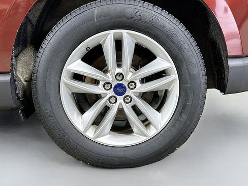 Used 2016 Ford Edge SEL w/ Equipment Group 201A AWD/4WD image 30
