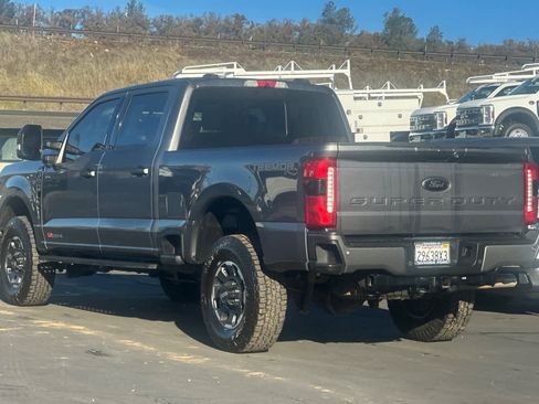 Used 2023 Ford F250 XLT w/ Black Appearance Package image 6