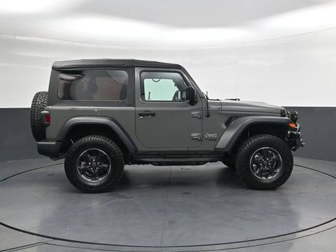 Used 2020 Jeep Wrangler Sport AWD/4WD image 3