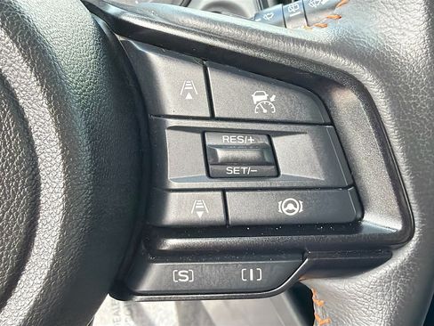 Used 2024 Subaru Crosstrek 2.5i Limited w/ Crosstrek Mirror Package AWD/4WD image 36