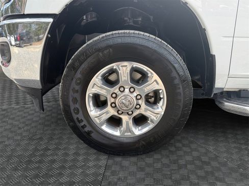 Used 2024 RAM 2500 Big Horn image 14