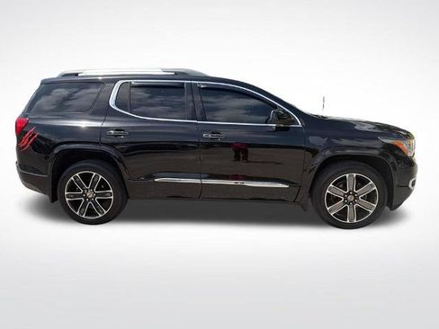Used 2017 GMC Acadia Denali w/ Technology Package AWD/4WD image 4