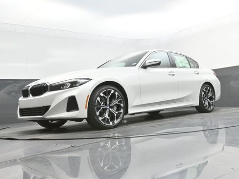 New 2026 BMW 330i Sedan w/ Premium Package RWD image 42