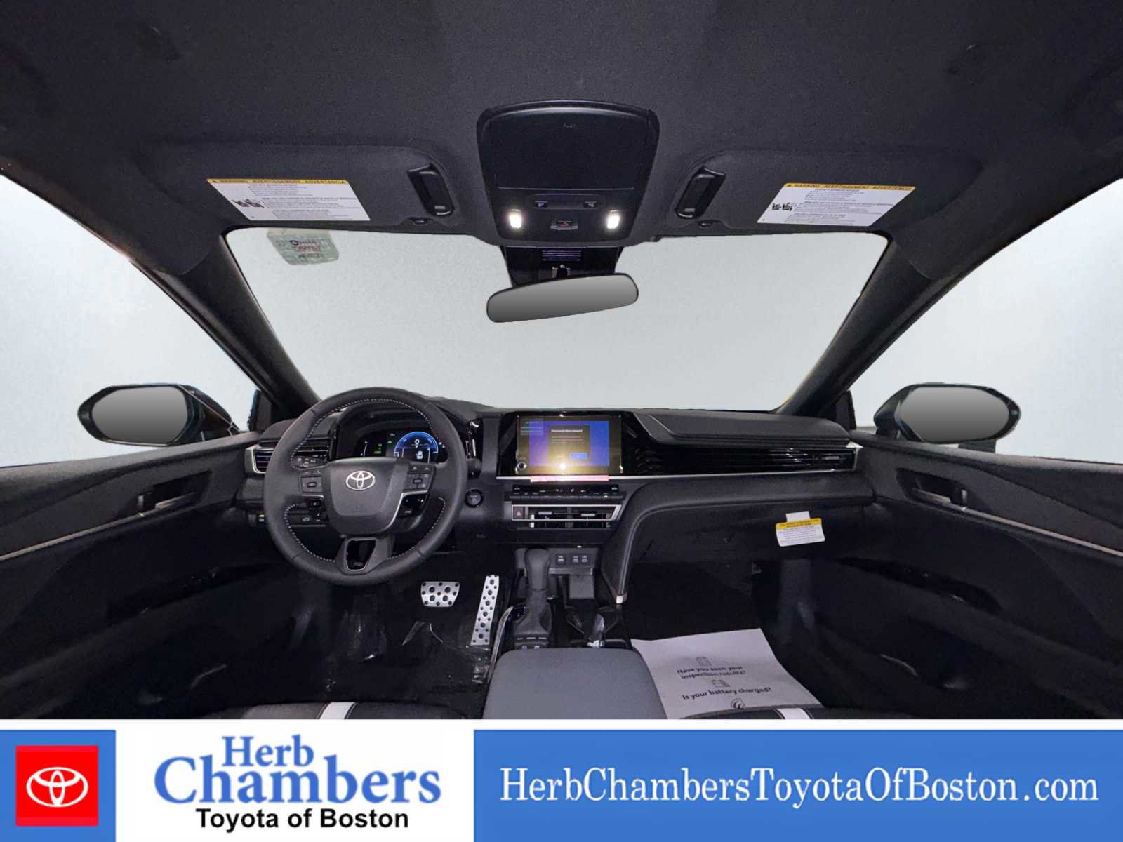 Used 2026 Toyota Camry SE FWD image 6