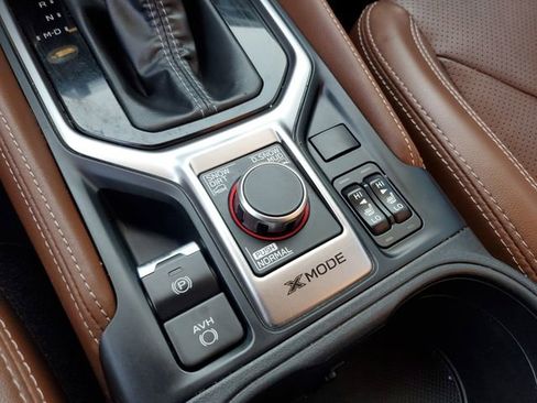 Used 2019 Subaru Forester Touring image 24