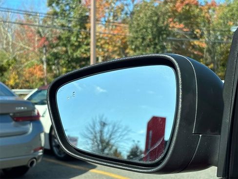 Used 2023 Ford Escape Active image 32