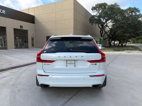 Used 2018 Volvo XC60 T5 Inscription AWD/4WD image 3
