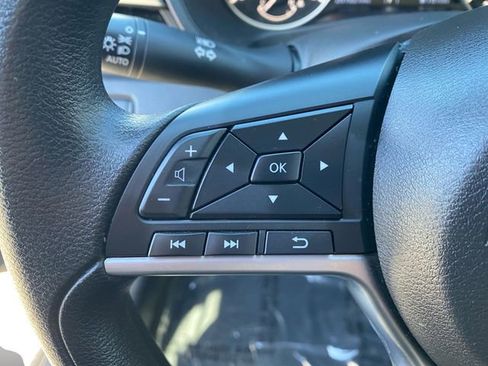 Used 2024 Nissan Altima 2.5 SV image 19