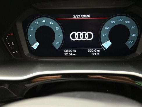 Used 2025 Audi Q3 2.0T Premium AWD/4WD image 13
