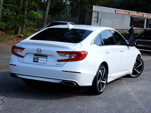Used 2020 Honda Accord Sport image 2
