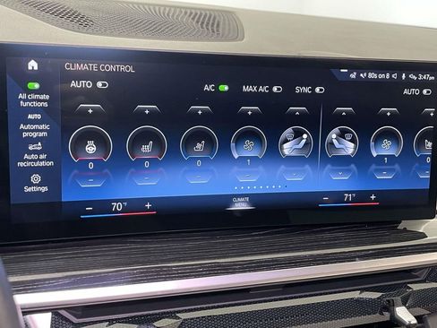 Used 2023 BMW X7 xDrive40i w/ Executive Package image 33