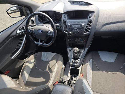 Used 2018 Ford Focus ST FWD image 23