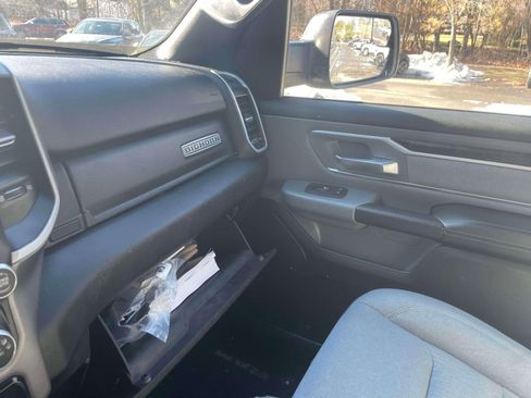 Used 2021 RAM 1500 Big Horn image 33